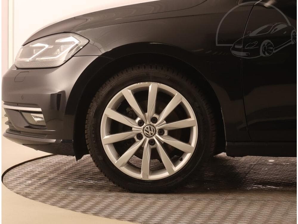 2018 Volkswagen GOLF - 12