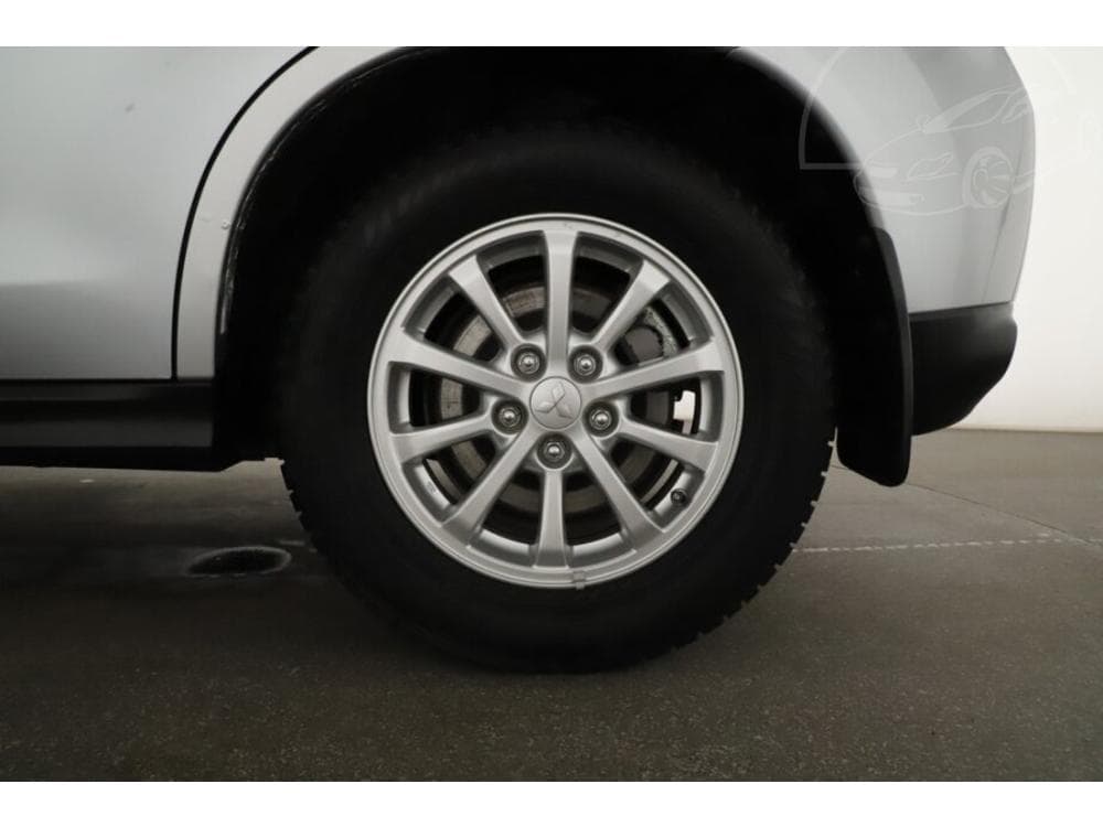 2013 Mitsubishi ASX - 12