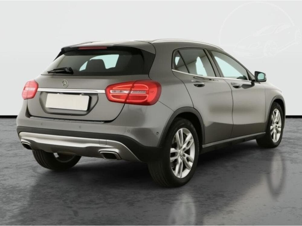 2014 Mercedes-Benz GLA - 5