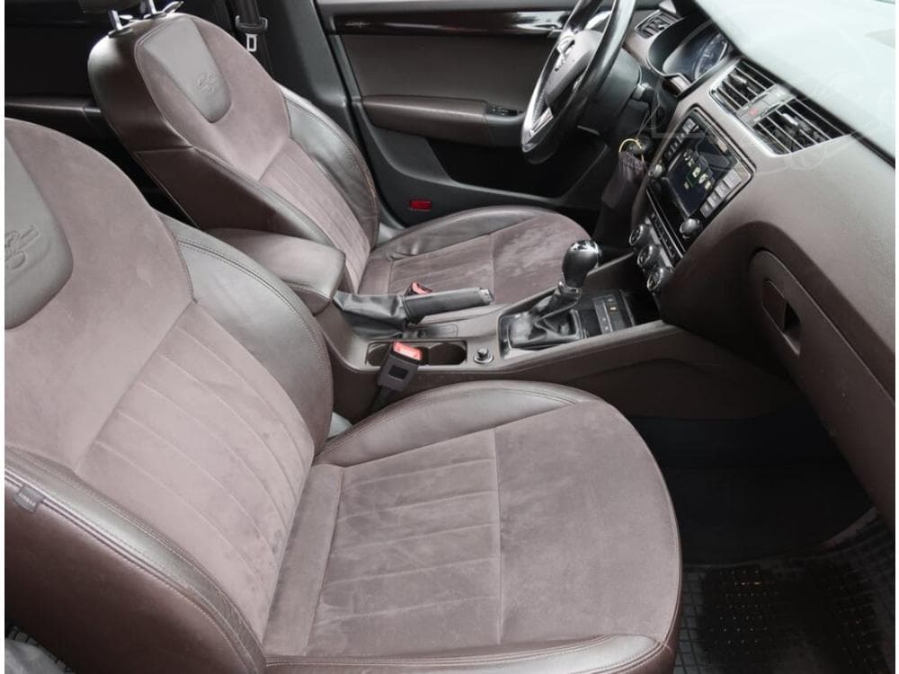 2016 Škoda OCTAVIA - 9