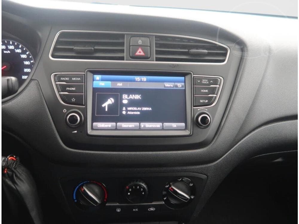 2019 Hyundai i20 - 12