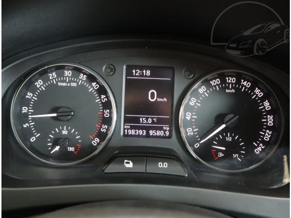 2014 Škoda RAPID - 11