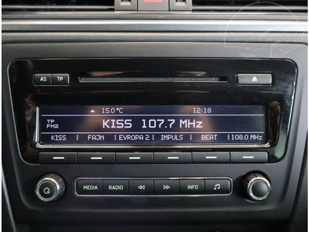 2014 Škoda RAPID - 13