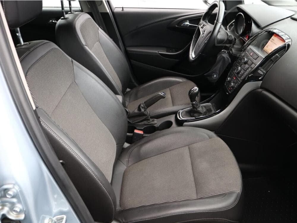 2015 Opel ASTRA - 7