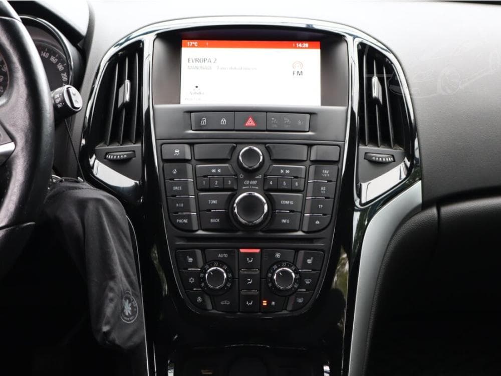 2015 Opel ASTRA - 10