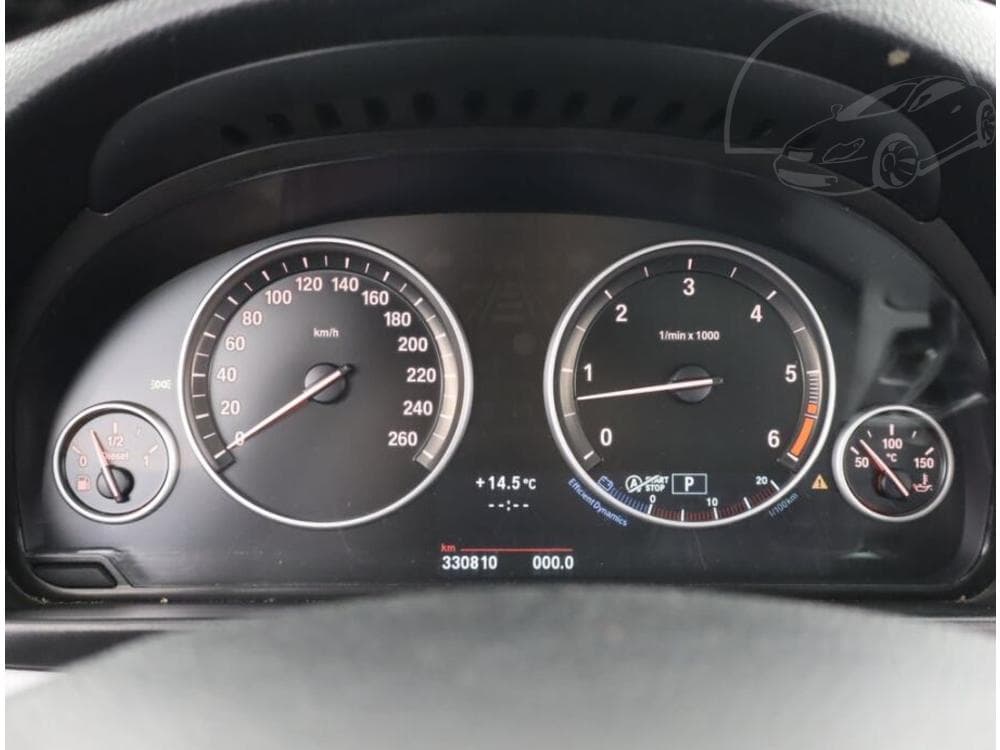 2013 BMW 5-SERIES - 11