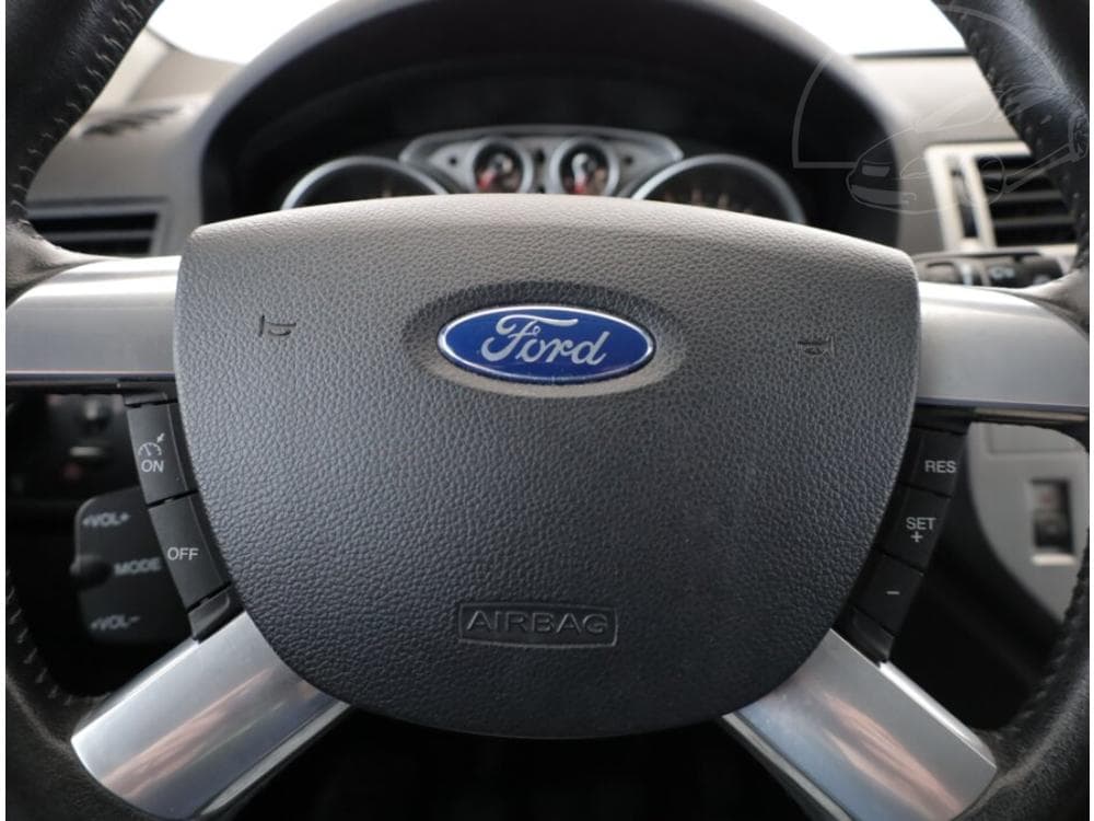 2009 Ford KUGA - 8