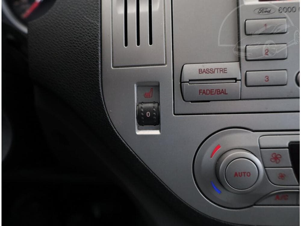 2009 Ford KUGA - 11