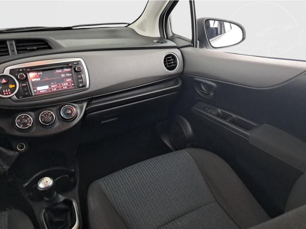 2012 Toyota YARIS - 8