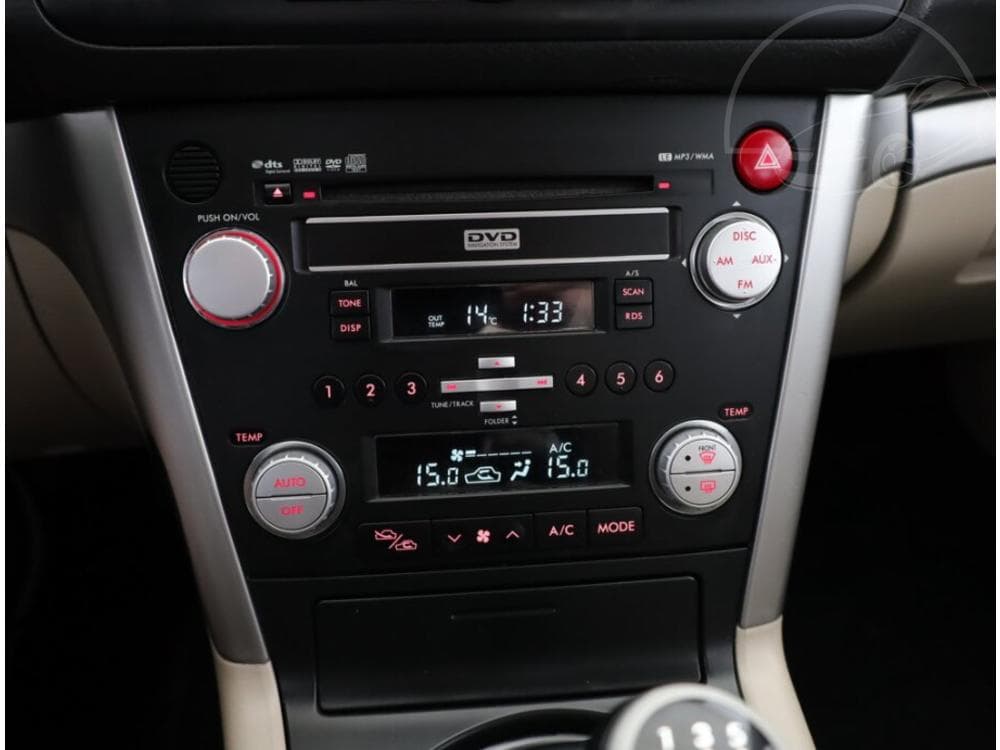 2010 Subaru LEGACY - 10