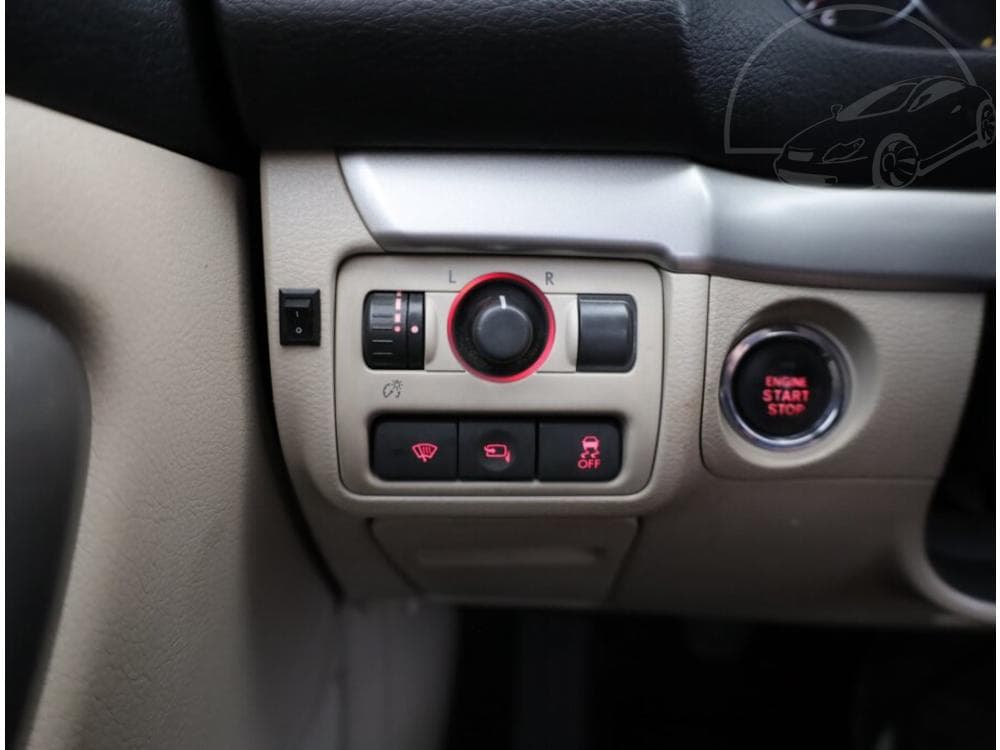 2010 Subaru LEGACY - 12