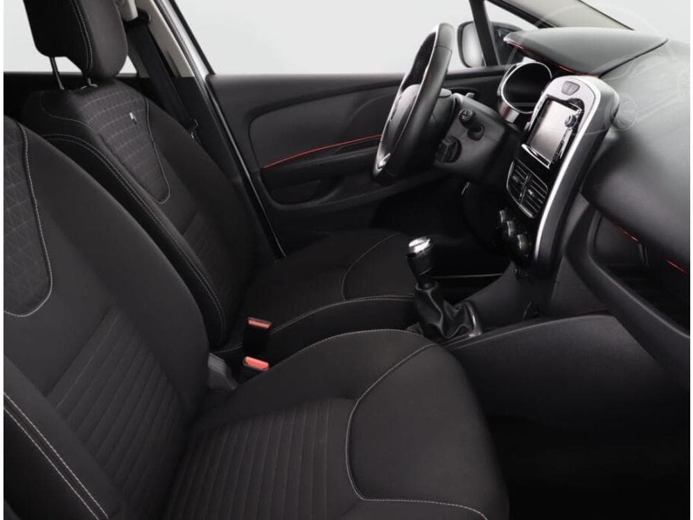 2017 Renault CLIO - 9