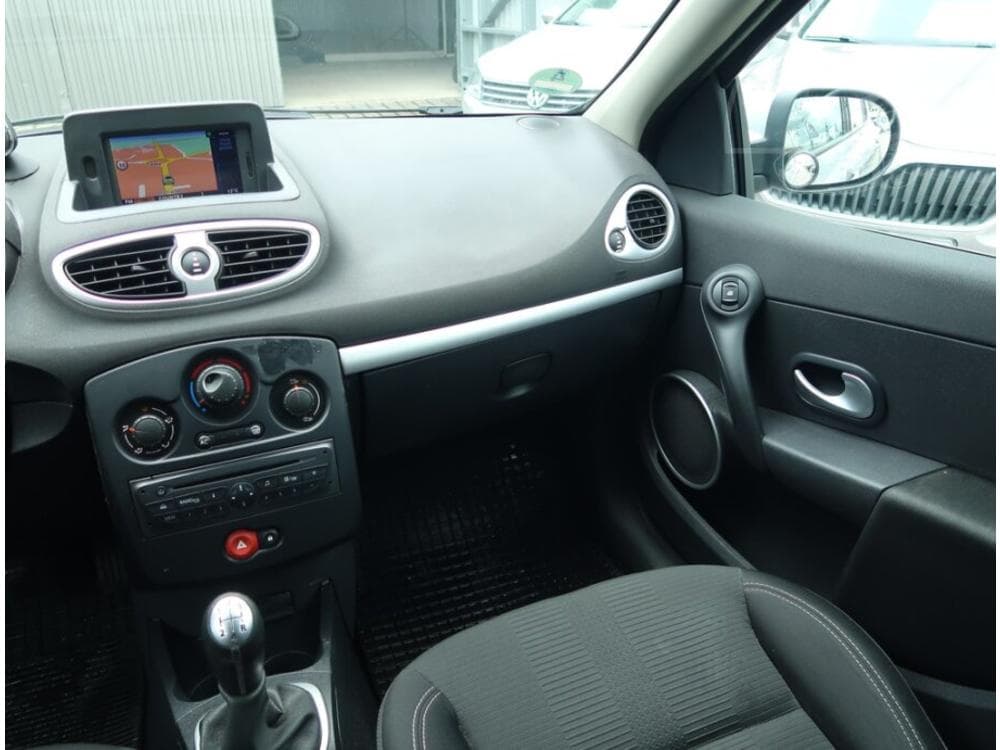 2009 Renault CLIO - 8