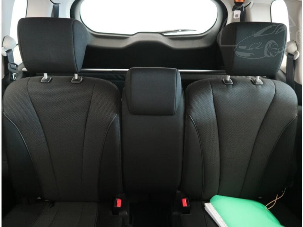 2014 Mazda 5 - 10