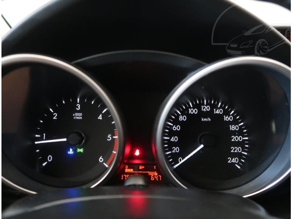 2014 Mazda 5 - 11