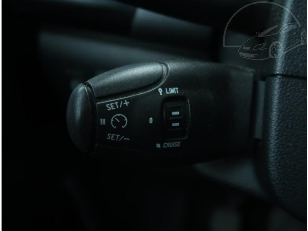 2014 Peugeot 301 - 15