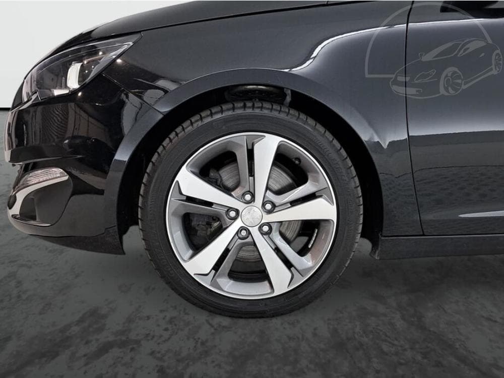 2016 Peugeot 308 - 15