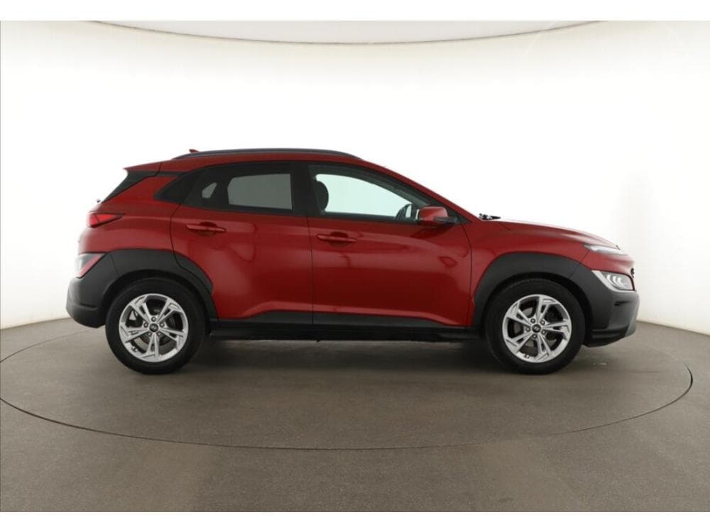 2021 Hyundai KONA - 6