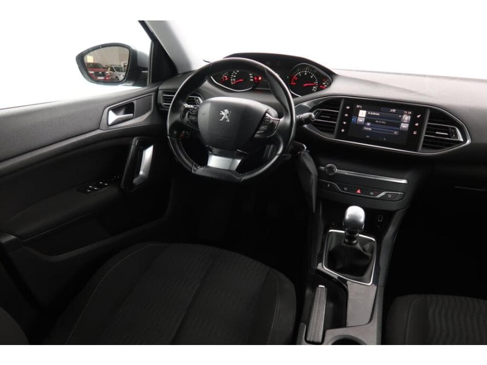 2016 Peugeot 308 - 7