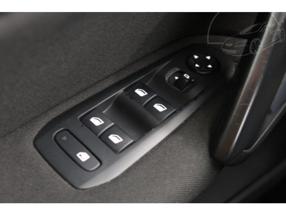 2016 Peugeot 308 - 15