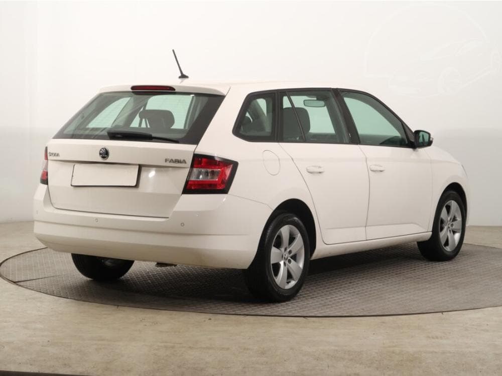 2017 Škoda FABIA - 5
