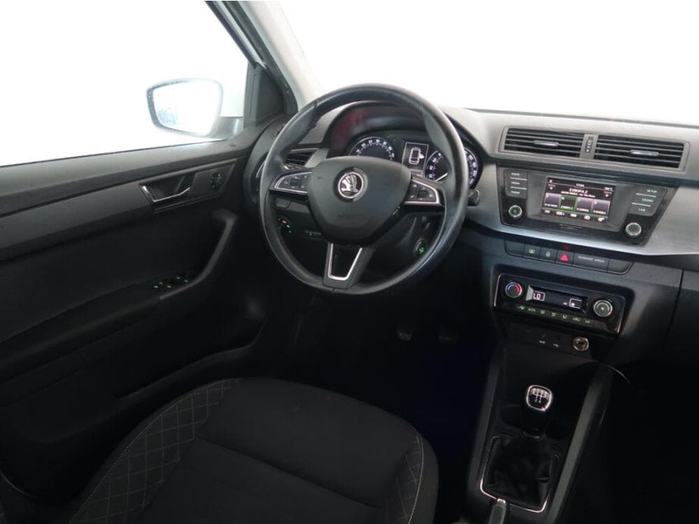 2017 Škoda FABIA - 7