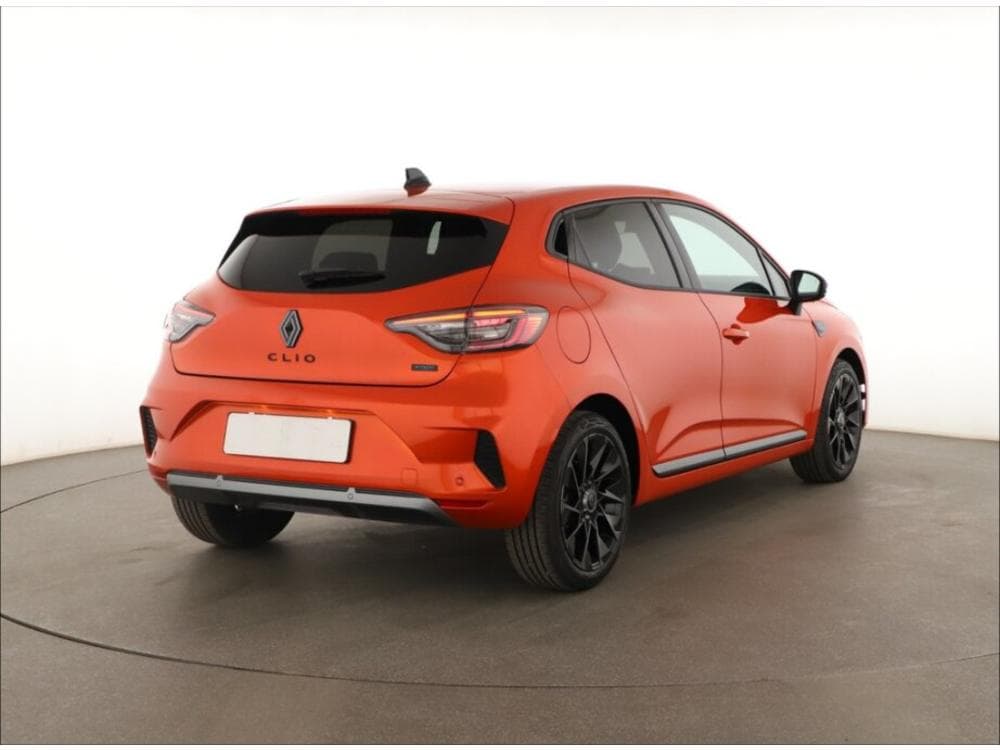 2025 Renault CLIO - 5