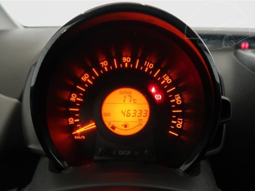 2021 Peugeot 107 - 11