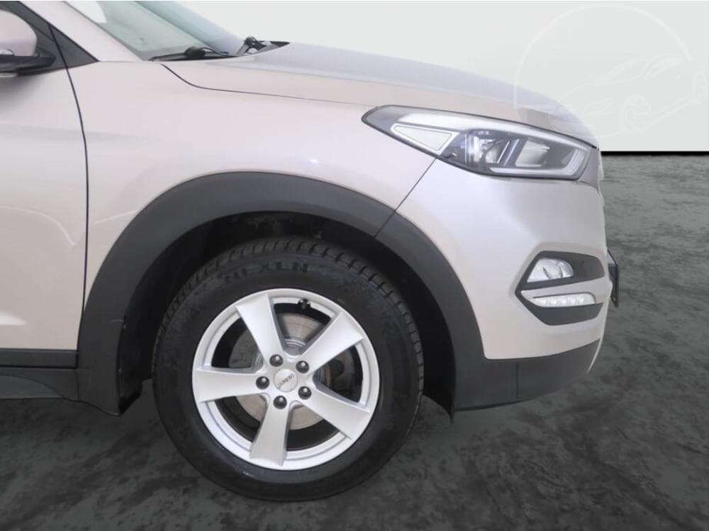 2016 Hyundai TUCSON - 14