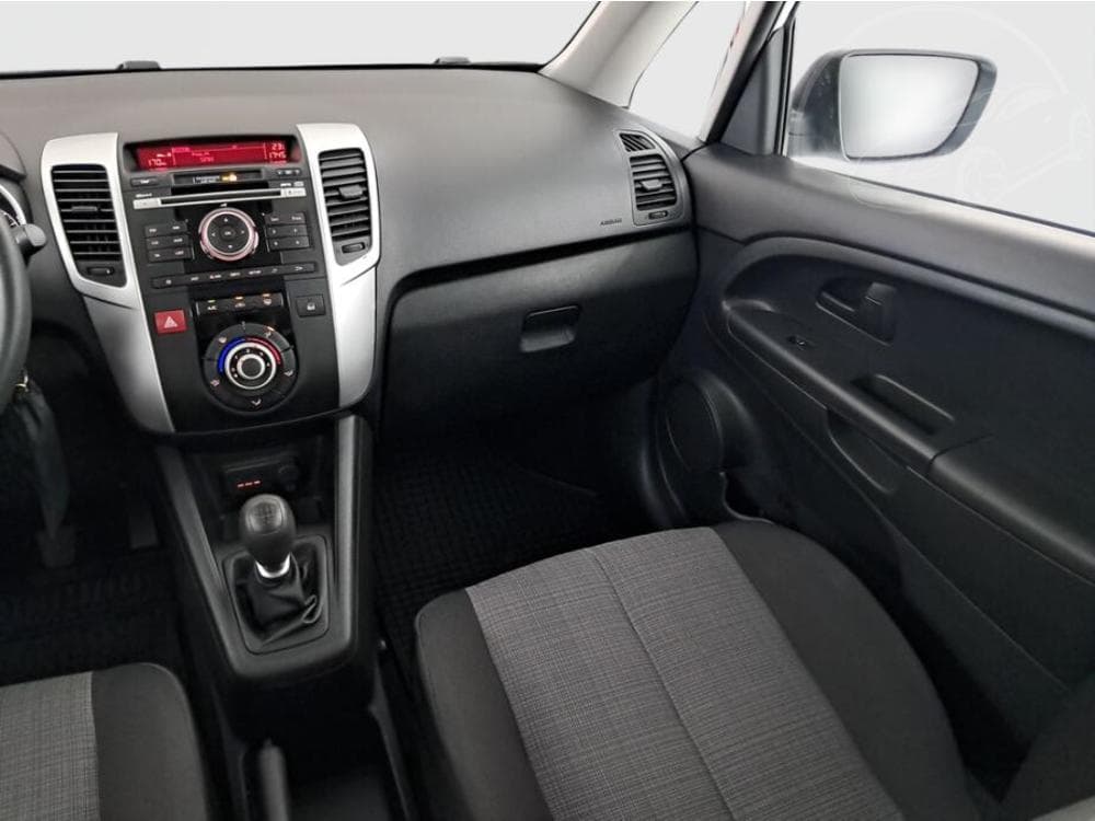 2014 Kia VENGA - 8