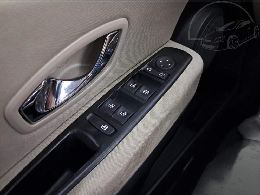 2012 Renault MEGANE - 15