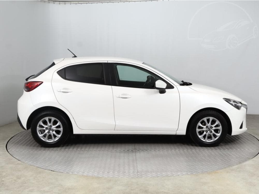 2015 Mazda 2 - 6