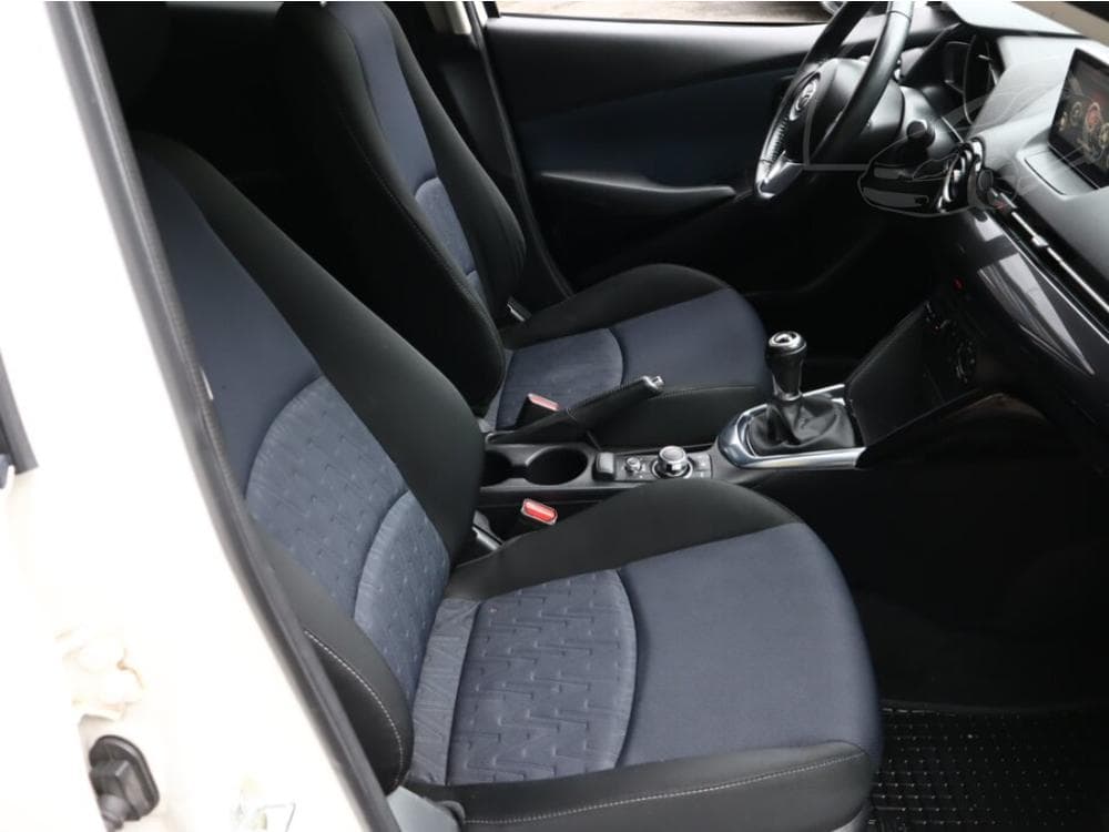 2015 Mazda 2 - 7