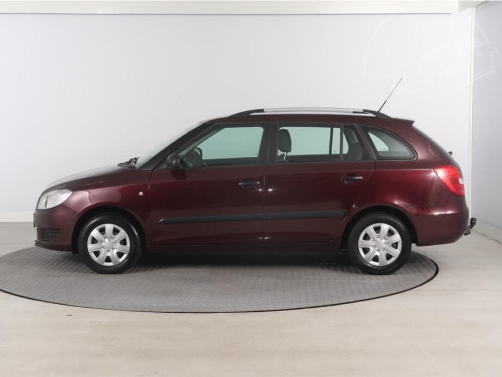 2011 Škoda FABIA - 3