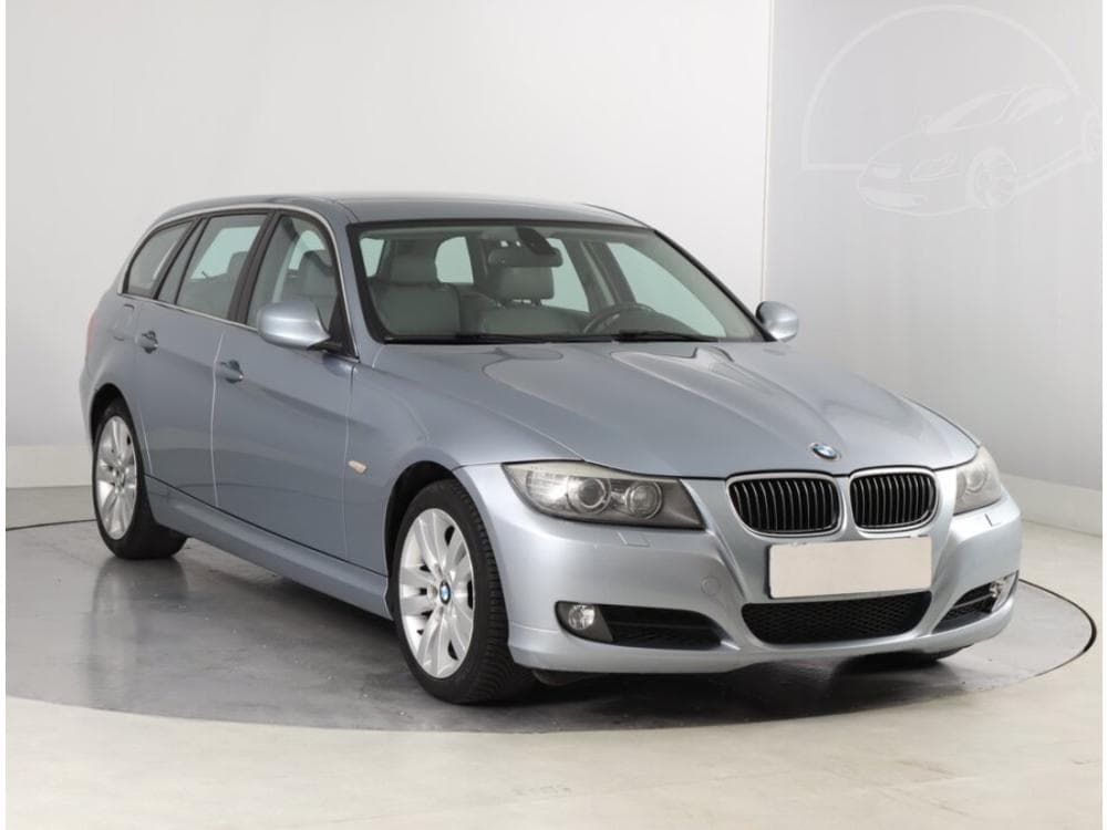 2011 BMW 3-SERIES