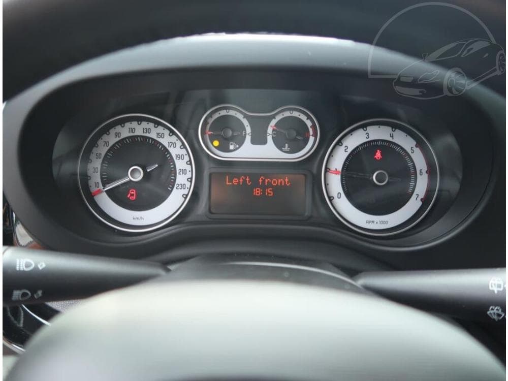 2015 Fiat 500 - 11