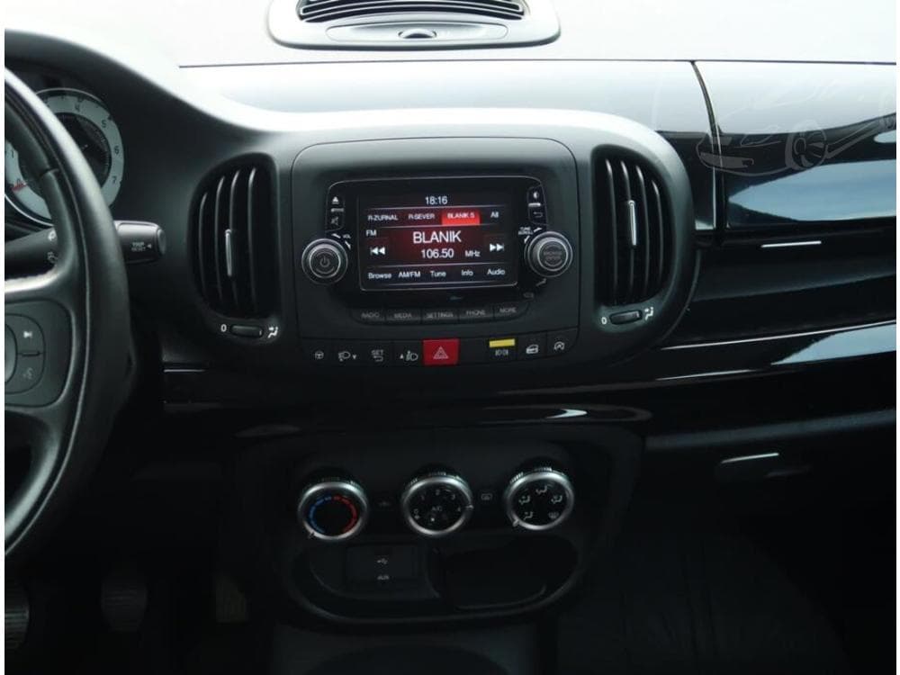 2015 Fiat 500 - 12