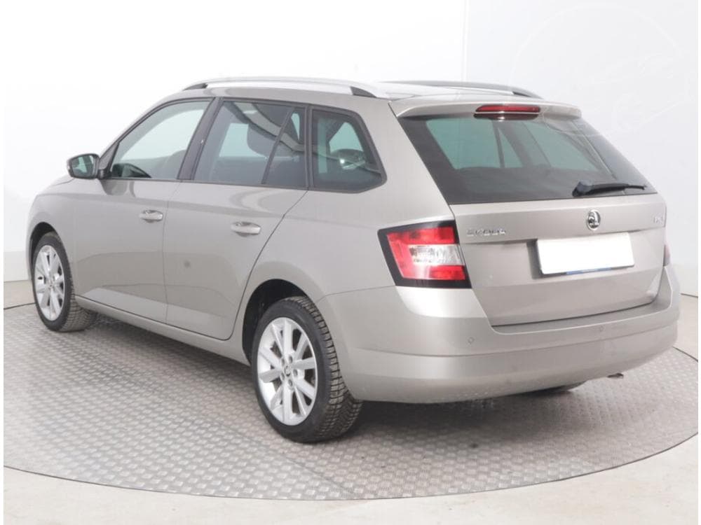 2016 Škoda FABIA - 4