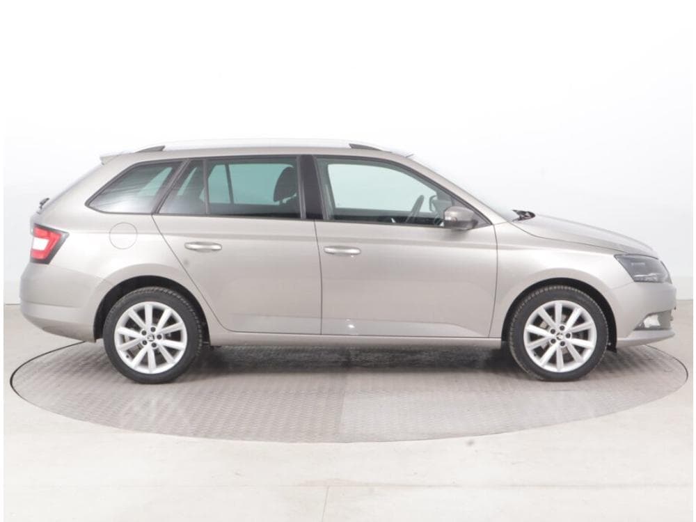 2016 Škoda FABIA - 6