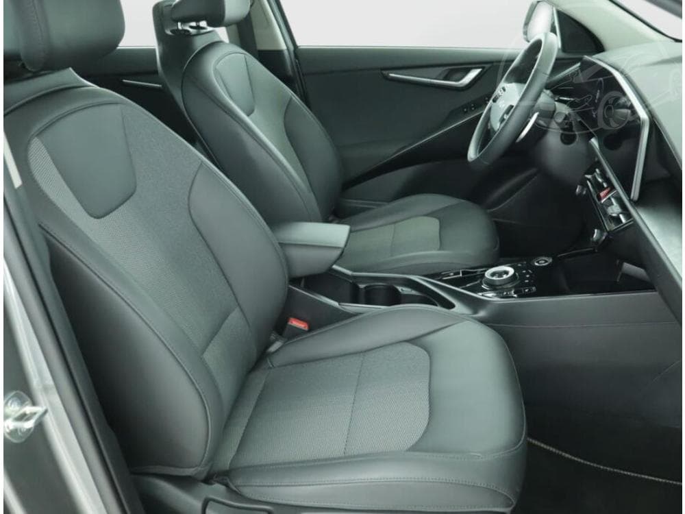 2023 Kia NIRO - 9