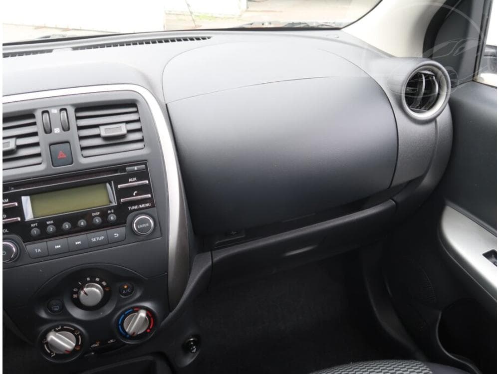 2015 Nissan MICRA - 8