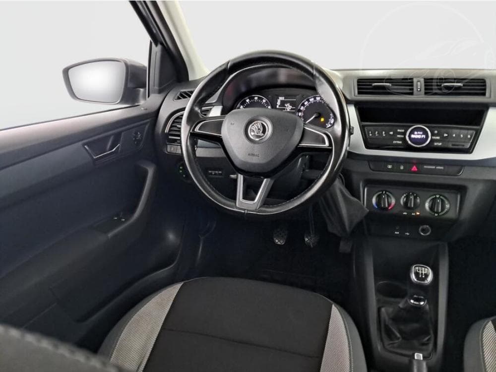 2015 Škoda FABIA - 7