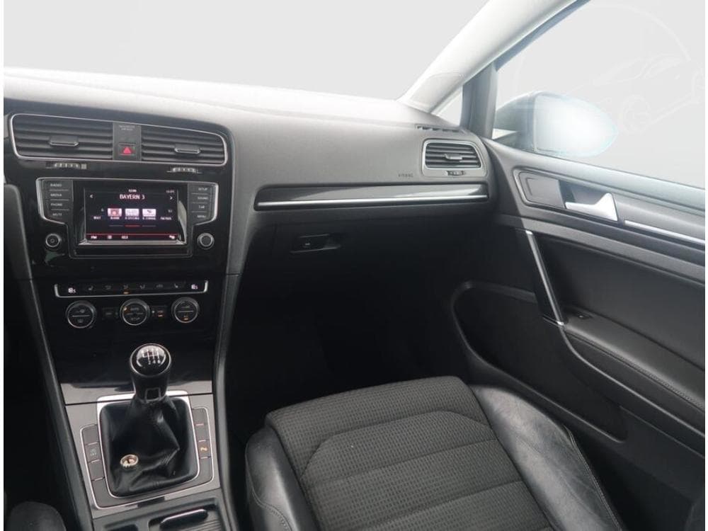 2014 Volkswagen GOLF - 8