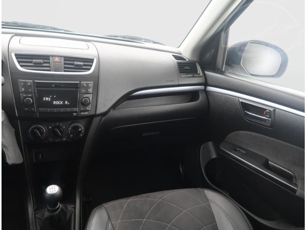 2015 Suzuki SWIFT - 8