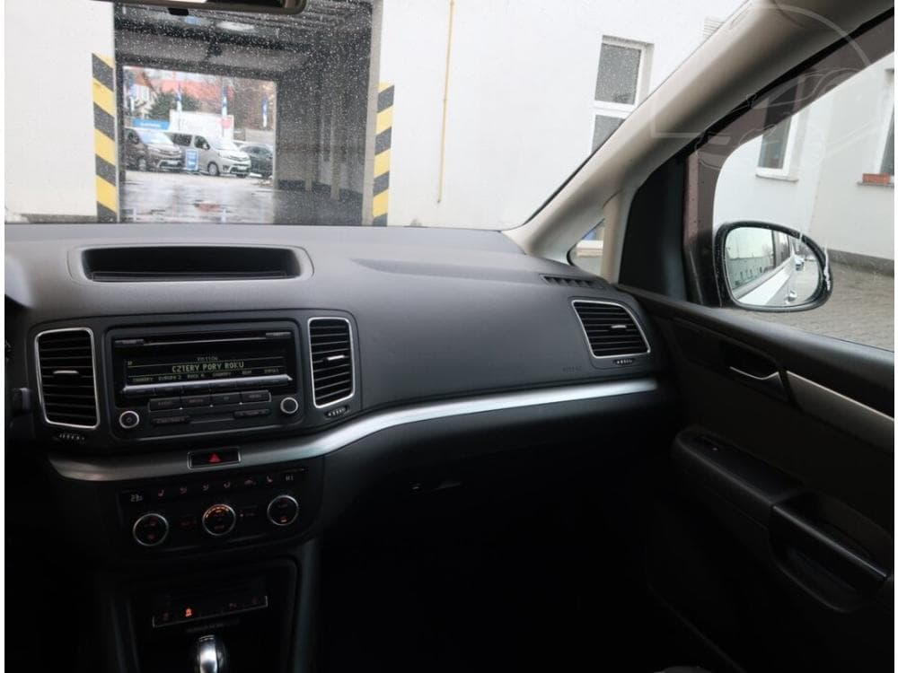 2013 Volkswagen SHARAN - 8