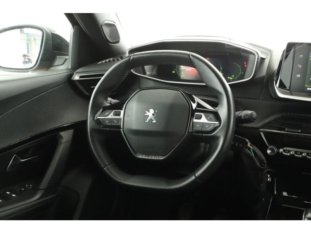 2023 Peugeot 2008 - 13