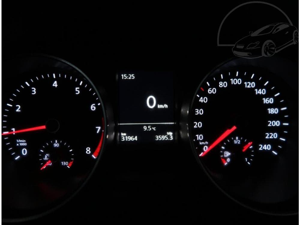 2015 Volkswagen POLO - 11