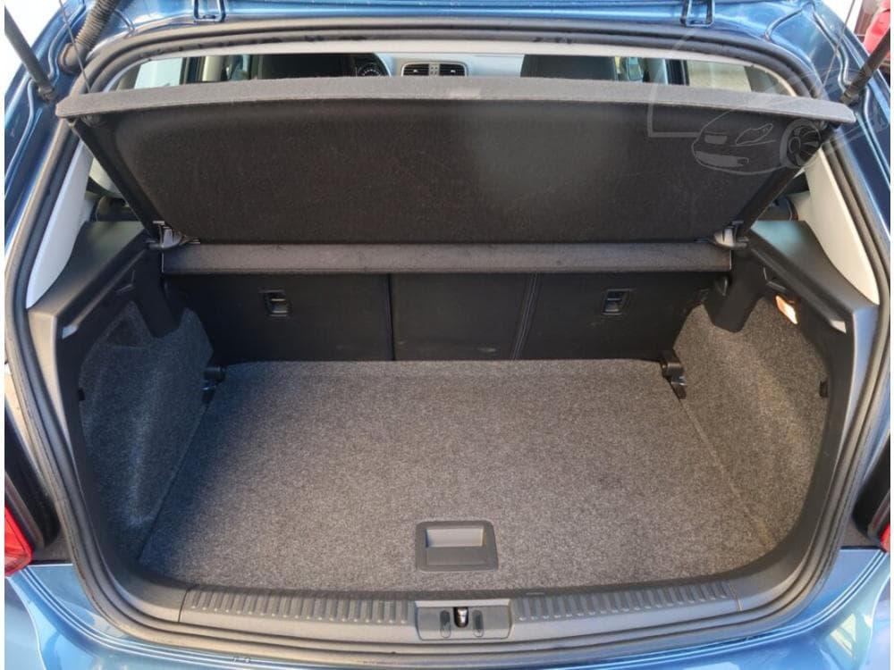 2015 Volkswagen POLO - 14