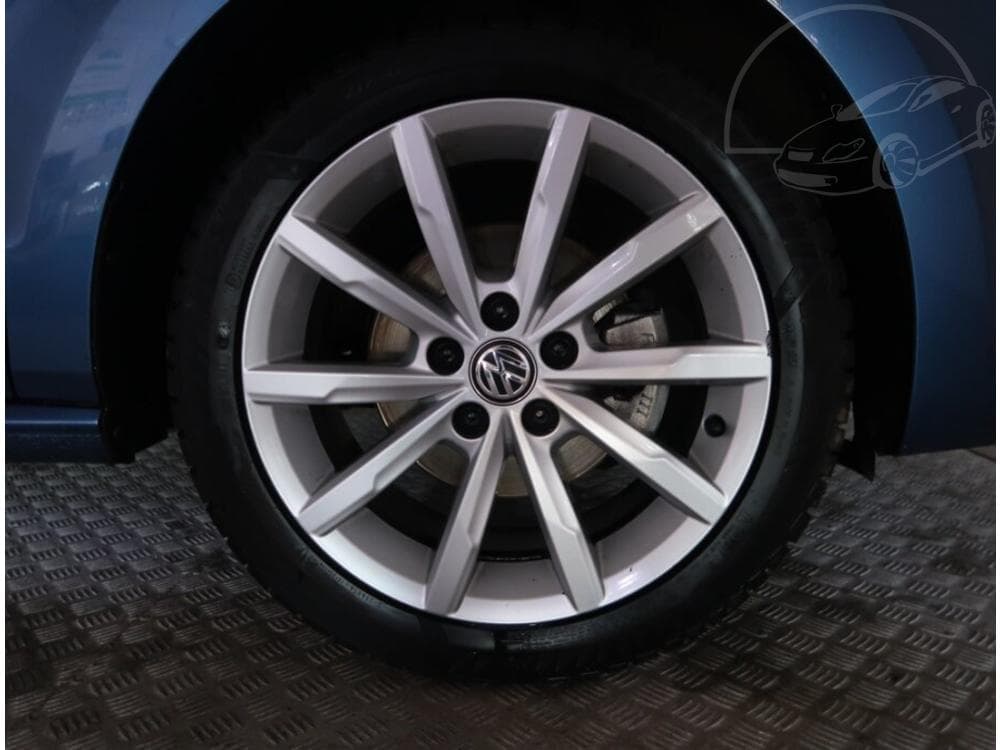 2015 Volkswagen POLO - 15