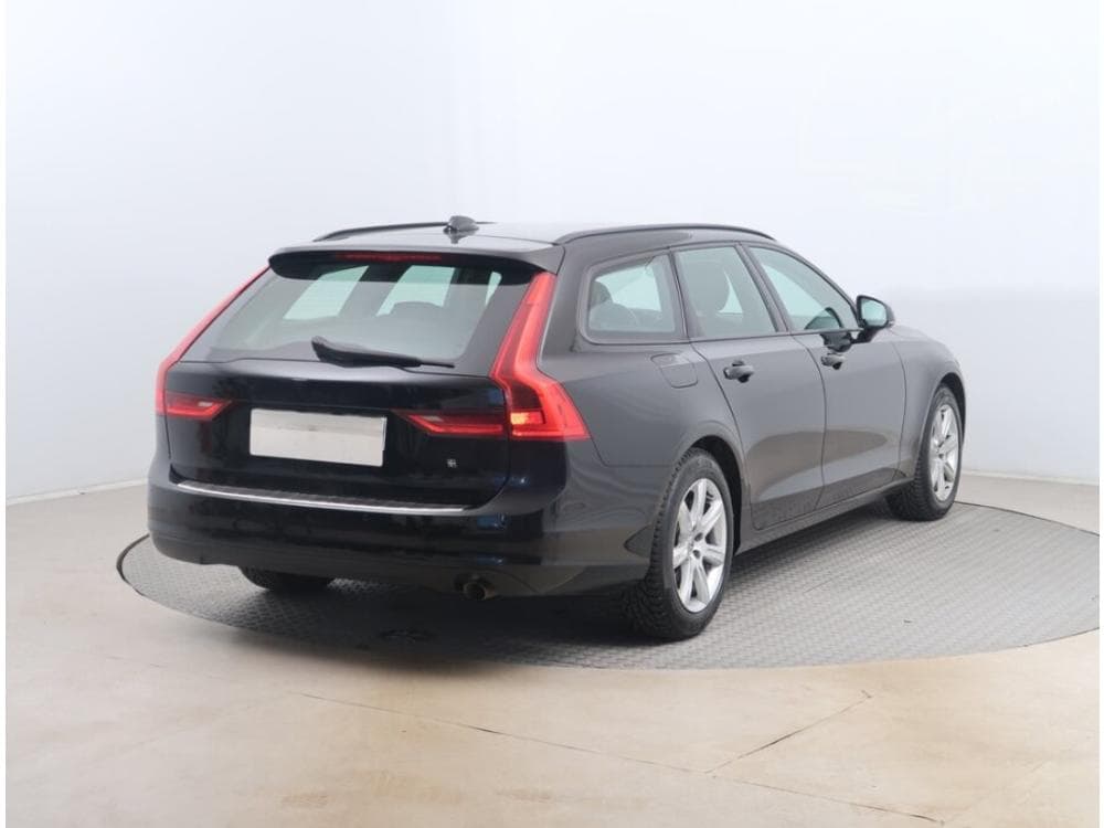 2017 Volvo V90 - 5